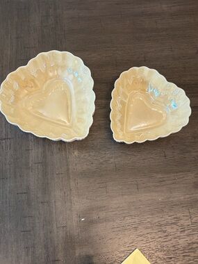 Belleek Cream-Glazed Heart Ceramic Dishes, Set of 2